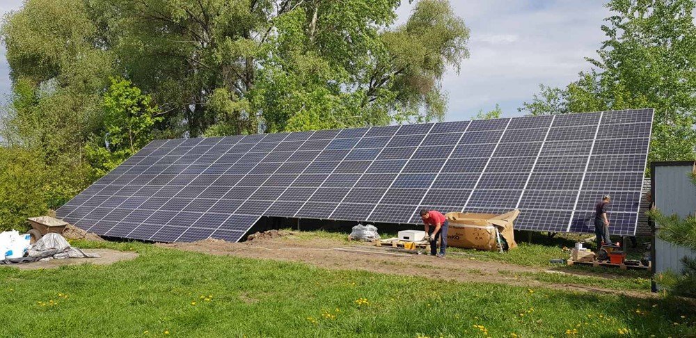 Сумська обл, м.Ромни. 30 кВтг. Інвертор - Zeversolar Zeverlution Pro 30, Панелі - JinkoSolar 275 poly
