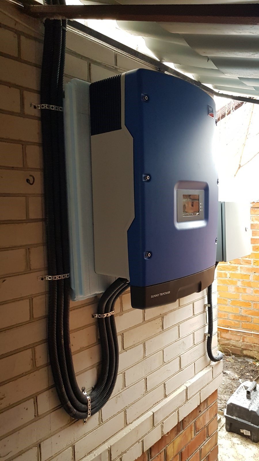 Сумська обл. с. Нижня Сироватка. 30 квтгод. Інвертор Zeversolar Zeverlution Pro 30, панелі - LongiSolar 300 mono