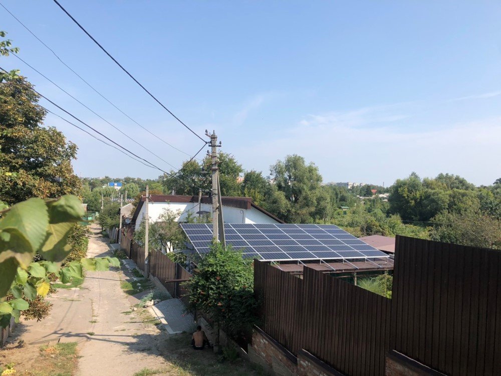 Сумська обл. с. Нижня Сироватка. 30 квтгод. Інвертор Zeversolar Zeverlution Pro 30, панелі - LongiSolar 300 mono